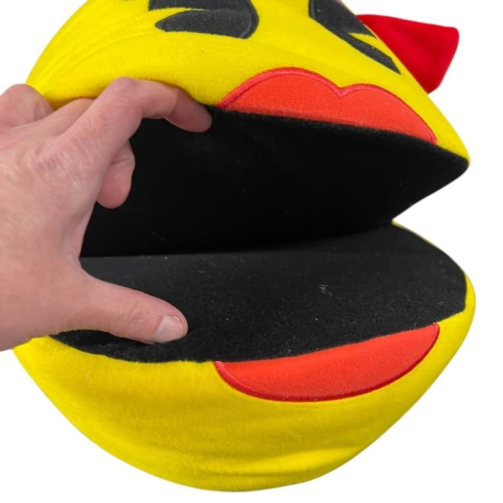 Toy Factory Ms. Pac-Man Plush Approx 14" NEW WITH TAGS - Picture 4 of 10